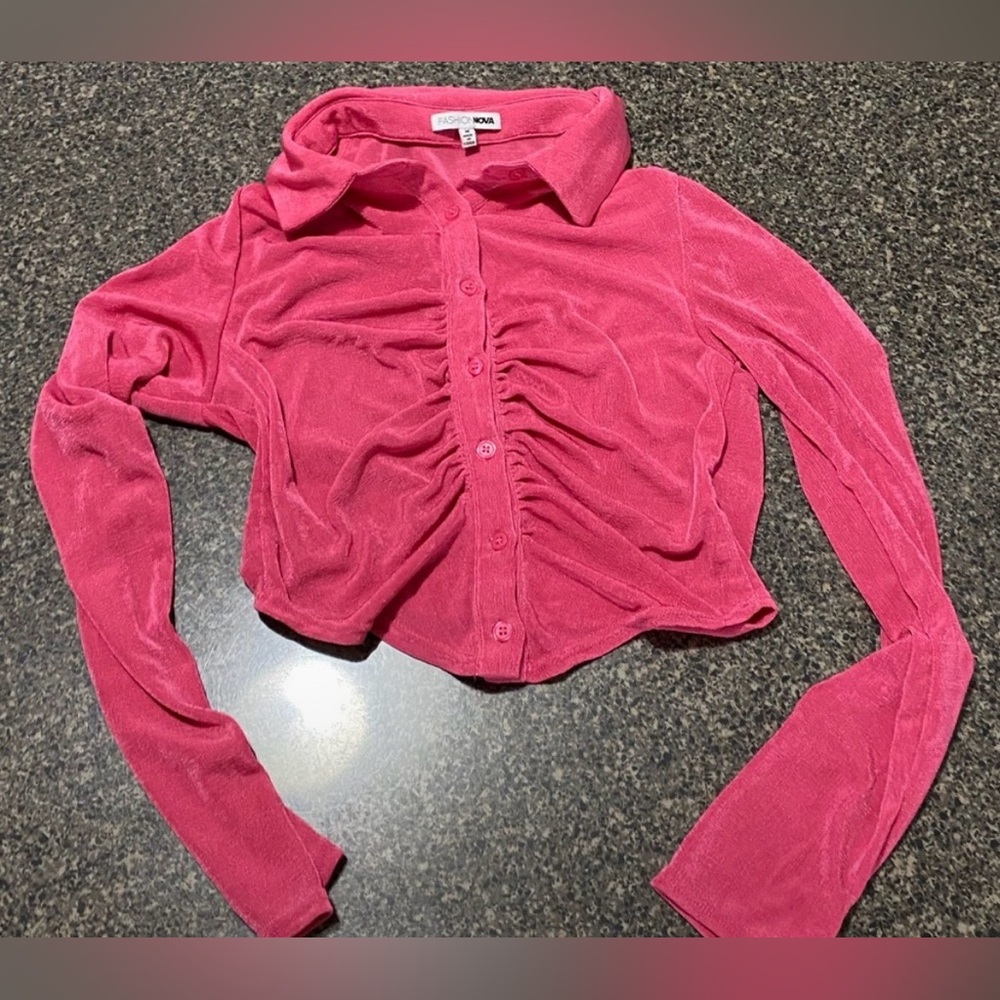 FASHION NOVA Button-Up Top, Barbie Hot Pink, Size: Medium, EUC (PM-33)